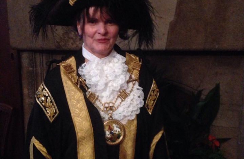 Cynthia Thompson in her Mayoral Robes